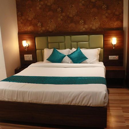 Hotel Candor Amigo Airoli Mind Space Navi Mumbai Zewnętrze zdjęcie