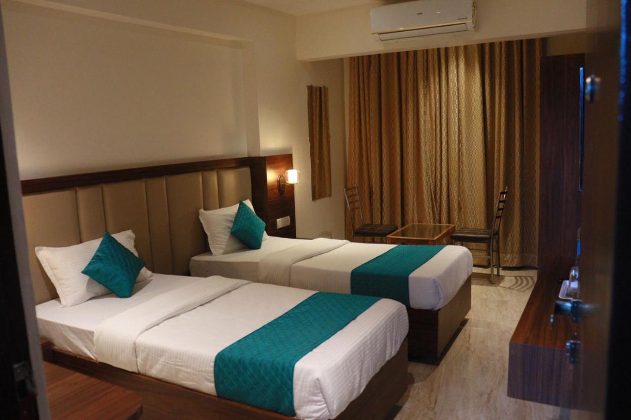 Hotel Candor Amigo Airoli Mind Space Navi Mumbai Zewnętrze zdjęcie