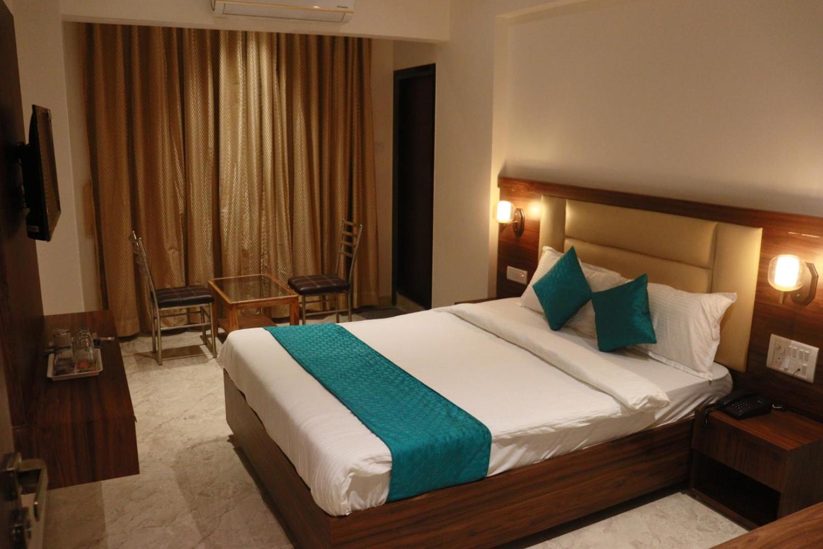 Hotel Candor Amigo Airoli Mind Space Navi Mumbai Zewnętrze zdjęcie